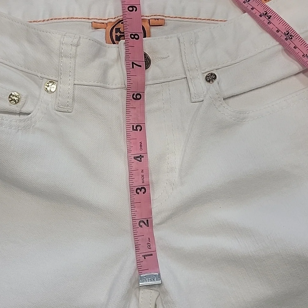 Tory Burch Size 26 White Super Skinny Jeans, Excellent Used Like New Condition